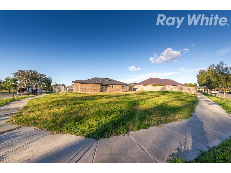 22 Bedervale Loop, Doreen VIC 3754