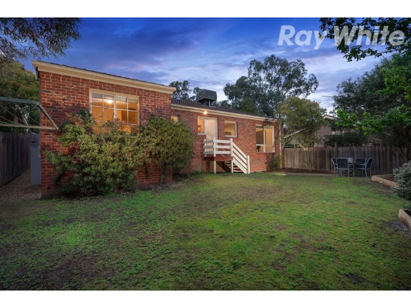 1/27 Hakea Street, Watsonia North VIC 3087
