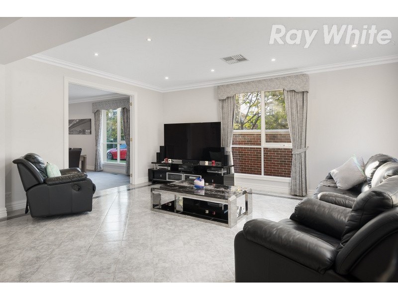 14 Oakden Drive, Bundoora VIC 3083