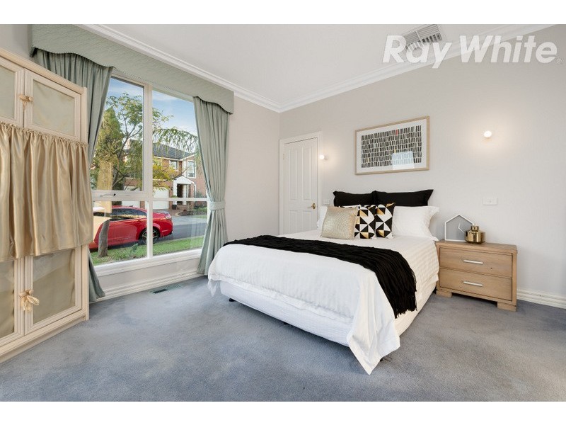 14 Oakden Drive, Bundoora VIC 3083