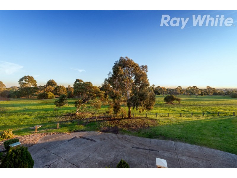 14 Oakden Drive, Bundoora VIC 3083