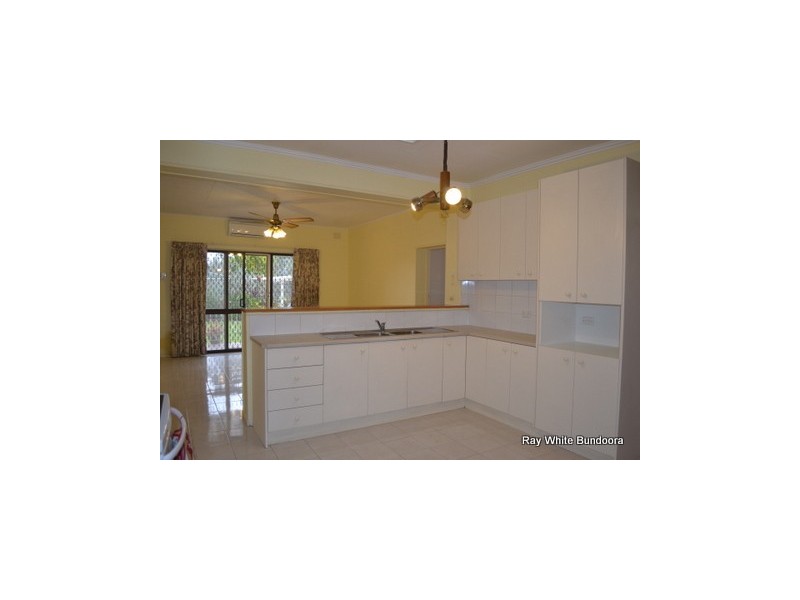 8 Jinghi Road, Reservoir VIC 3073