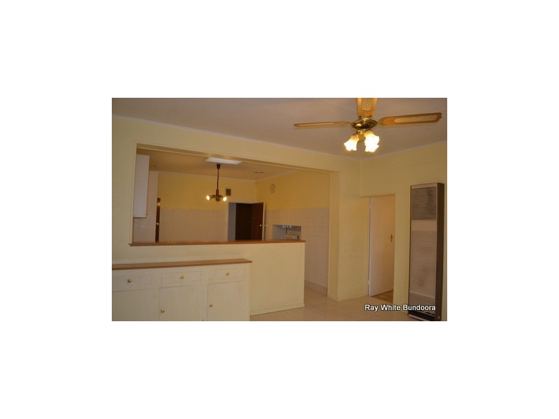 8 Jinghi Road, Reservoir VIC 3073