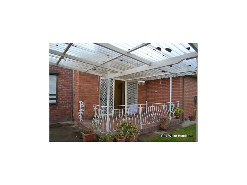 8 Jinghi Road, Reservoir VIC 3073