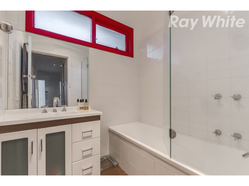 1/3 Herbert Street, Watsonia VIC 3087