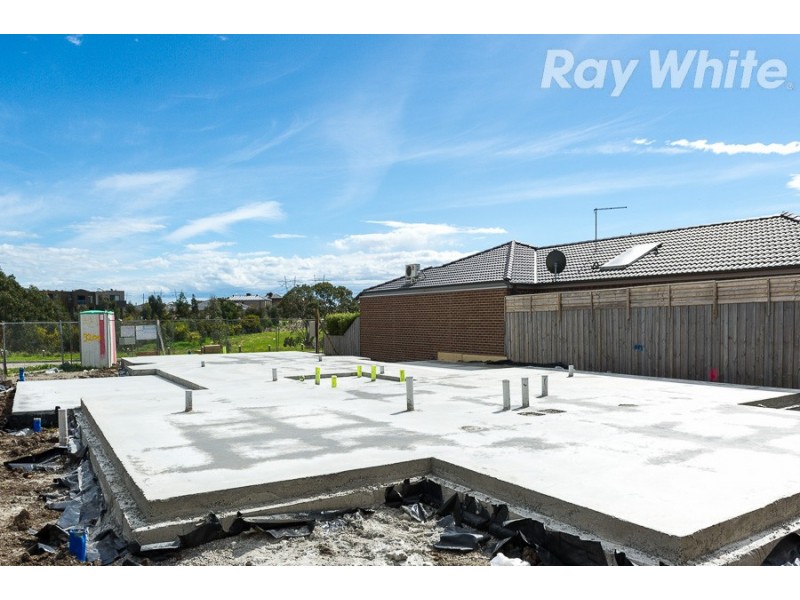 1 and 2/31 Lydgate Terrace, Epping VIC 3076