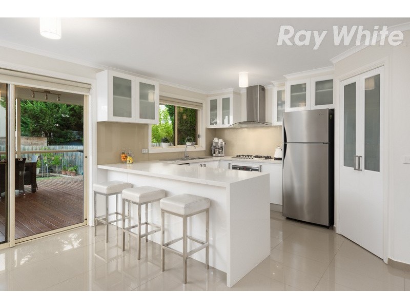 5 Island Place, Mill Park VIC 3082