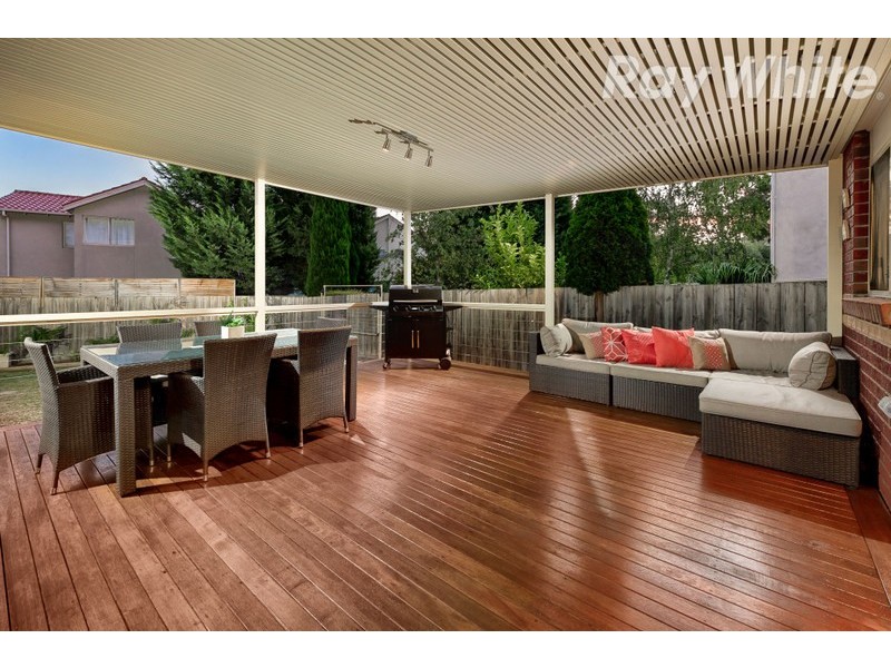 5 Island Place, Mill Park VIC 3082