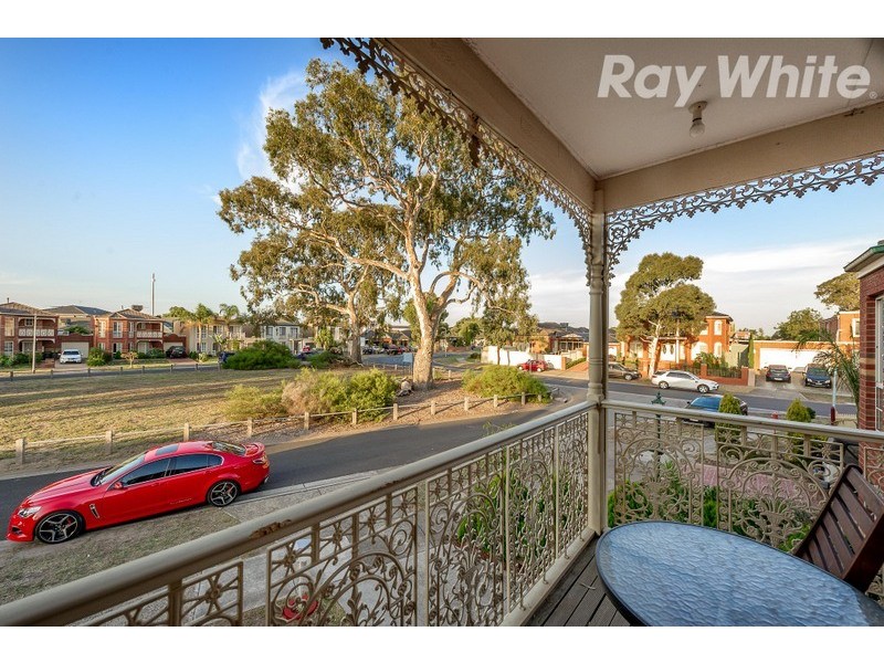 5 Island Place, Mill Park VIC 3082