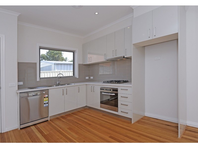 2/80 Miranda Road, Reservoir VIC 3073