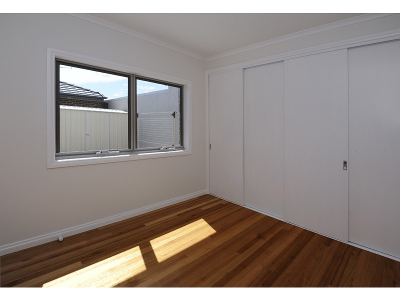 2/80 Miranda Road, Reservoir VIC 3073