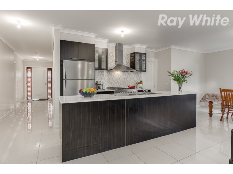 194 Blossom Park Drive, Mill Park VIC 3082