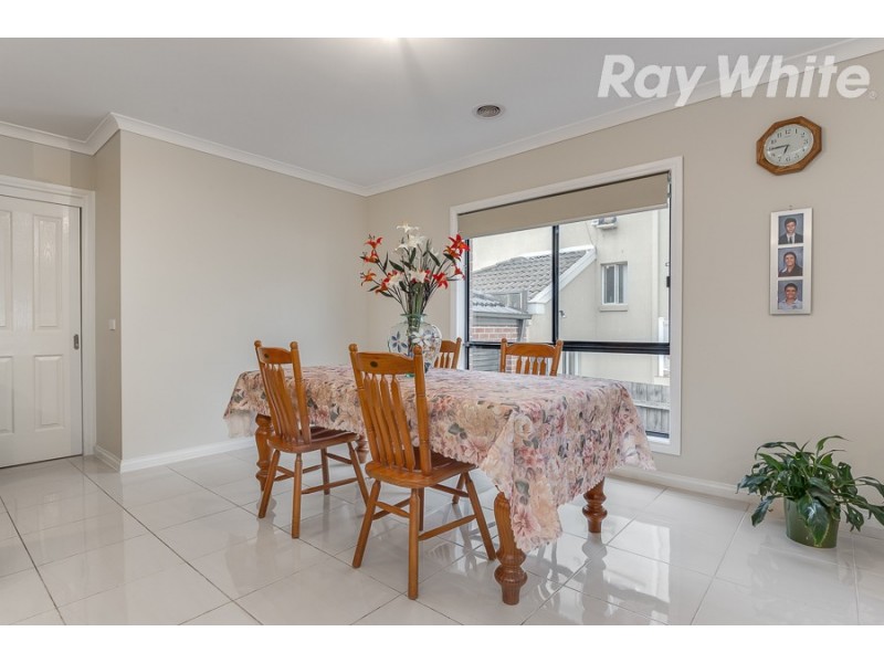 194 Blossom Park Drive, Mill Park VIC 3082