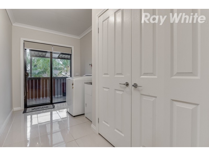 194 Blossom Park Drive, Mill Park VIC 3082