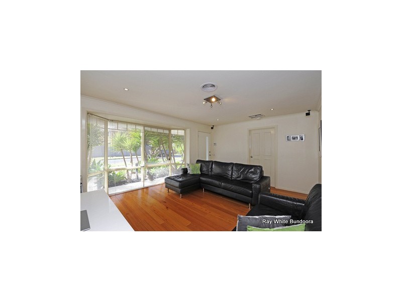 1 Norwood Road, Mill Park VIC 3082