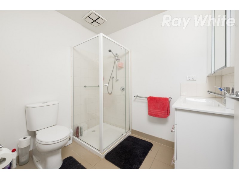 8 Silverash Drive, Bundoora VIC 3083