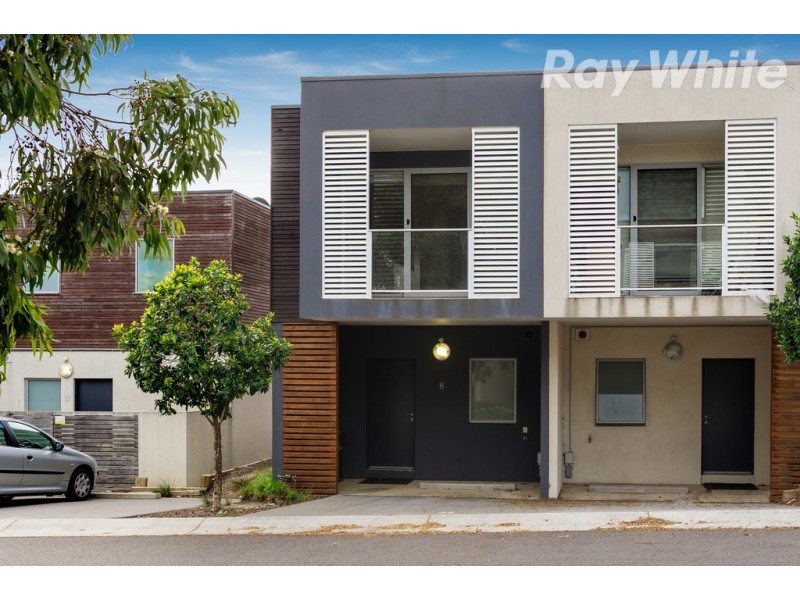 8 Silverash Drive, Bundoora VIC 3083