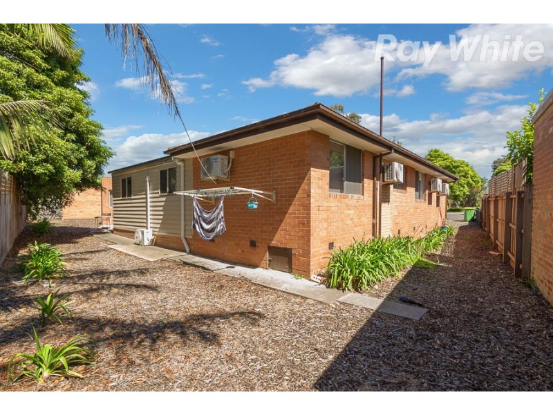 1 and 3/11 Mansfield Court, Bundoora VIC 3083