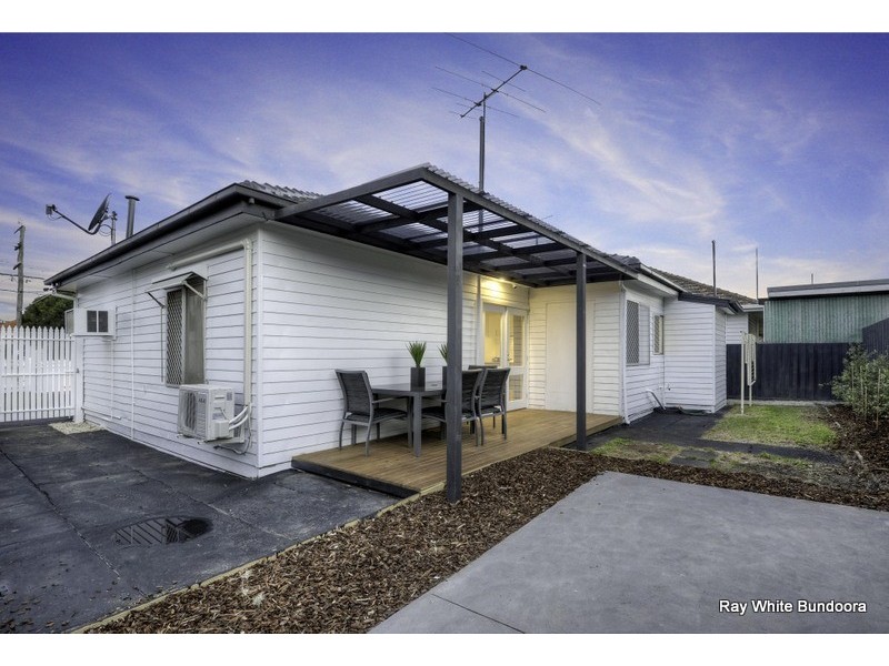 43 West Street, Hadfield VIC 3046