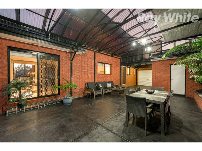 4 Grandiflora Grove, Bundoora VIC 3083