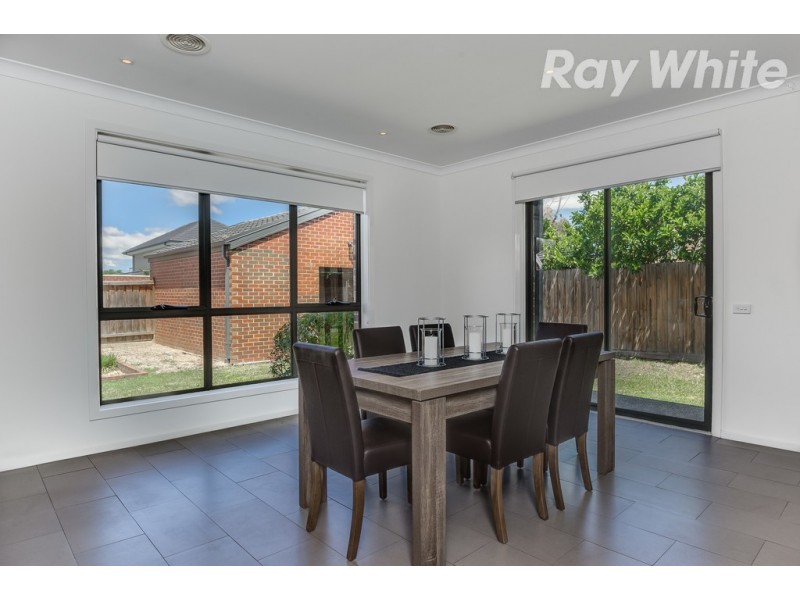 8 Shine Walk, Epping VIC 3076