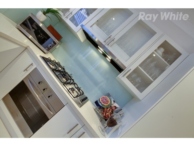 52 Grange Drive, South Morang VIC 3752