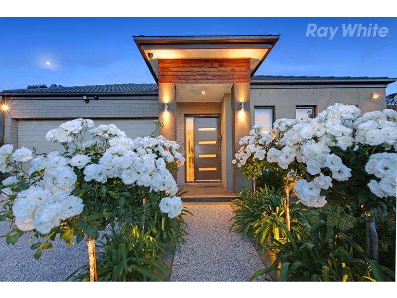 52 Grange Drive, South Morang VIC 3752