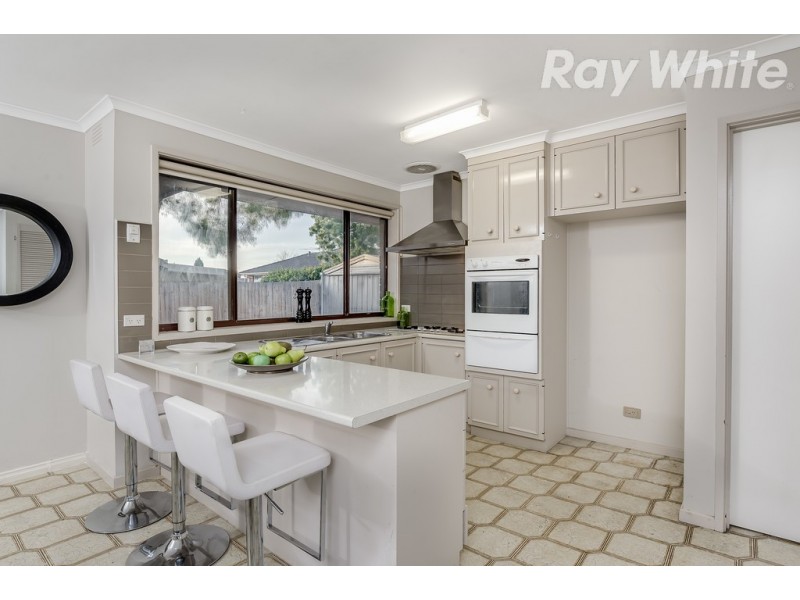 38 Cabernet Crescent, Bundoora VIC 3083