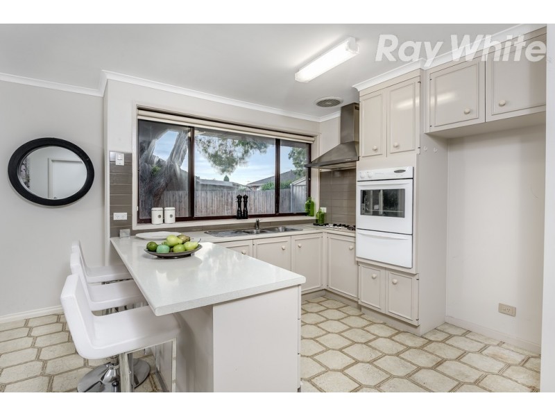 38 Cabernet Crescent, Bundoora VIC 3083