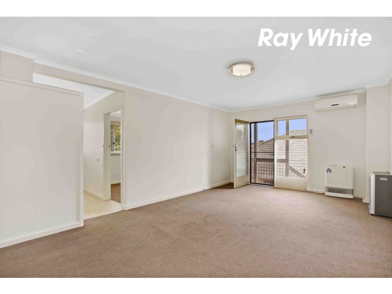 24 Beach Avenue, Elwood VIC 3184