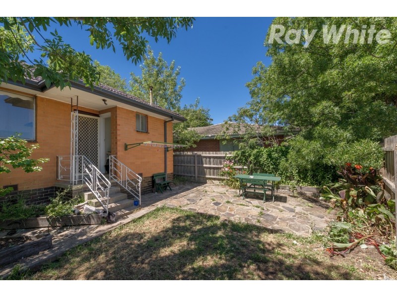 8 Fenwick Court, Bundoora VIC 3083