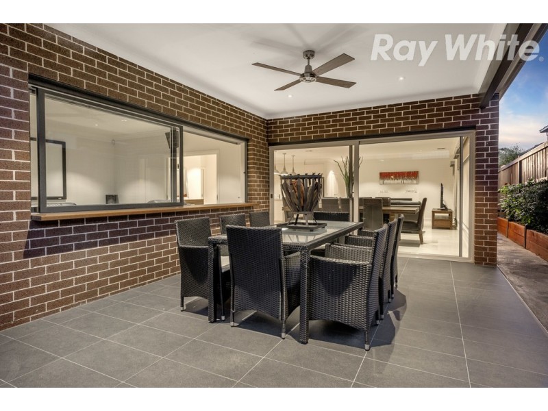 31 Cairn Drive, South Morang VIC 3752