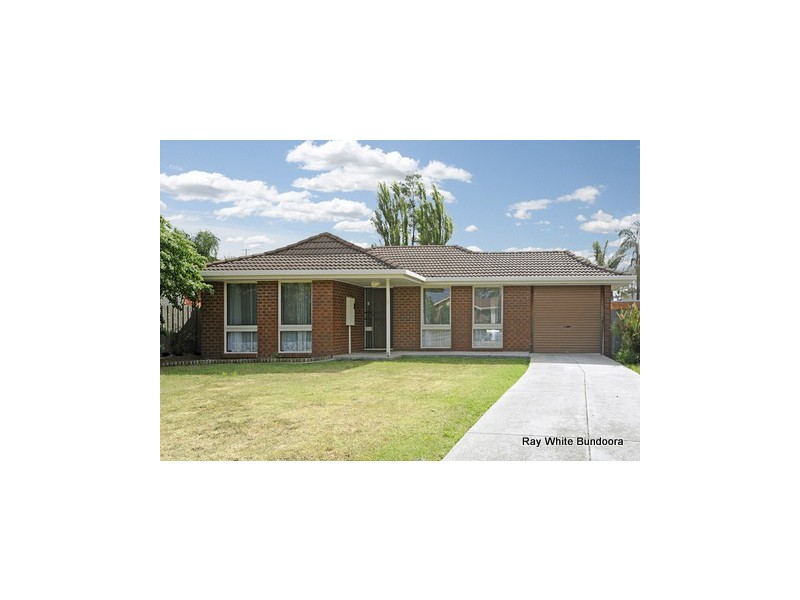 18 Sieben Close, Mill Park VIC 3082