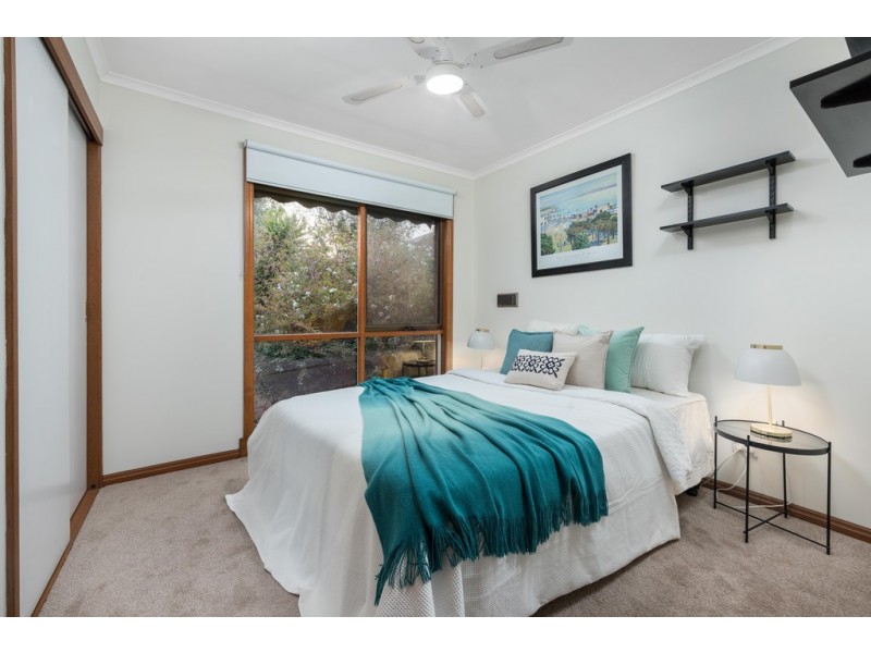 23 Edmund Rice Parade, Watsonia North VIC 3087