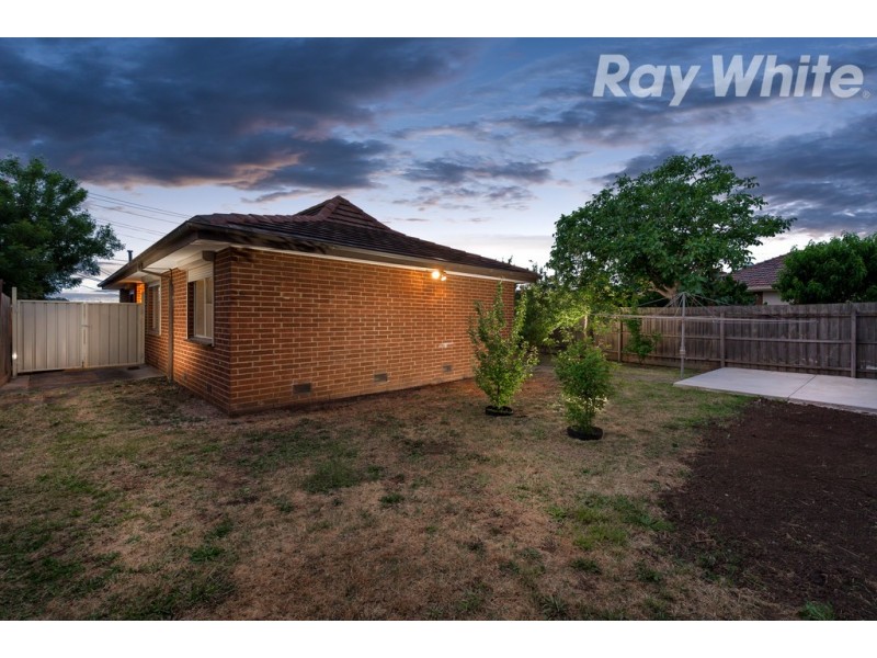 4 Bruce Street, Lalor VIC 3075