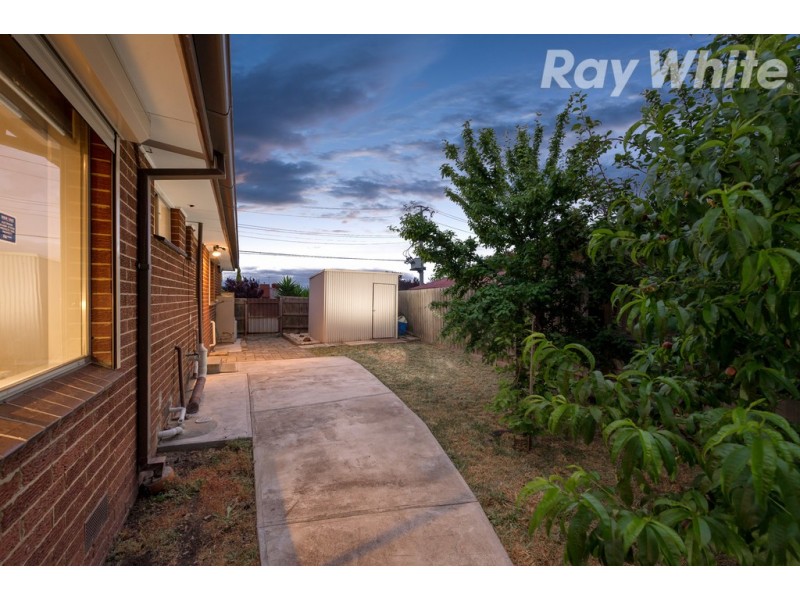 4 Bruce Street, Lalor VIC 3075