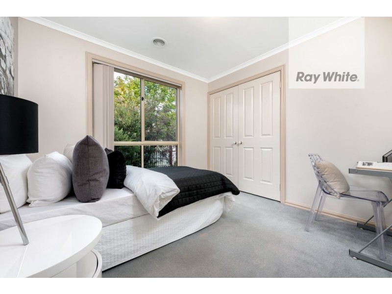 9 Conifer Close, Mill Park VIC 3082