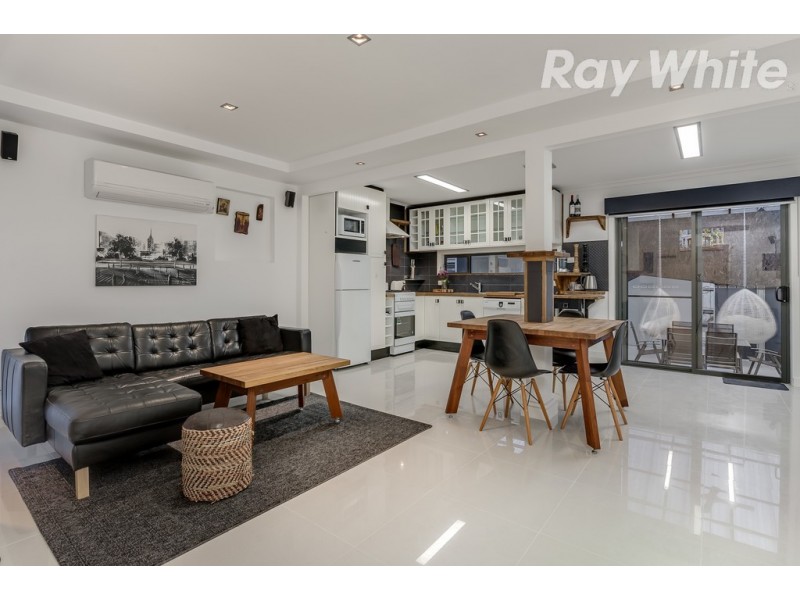 22 Eagle Avenue, Kingsbury VIC 3083