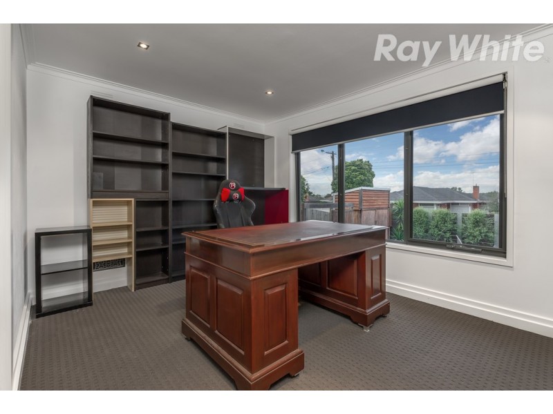 22 Eagle Avenue, Kingsbury VIC 3083