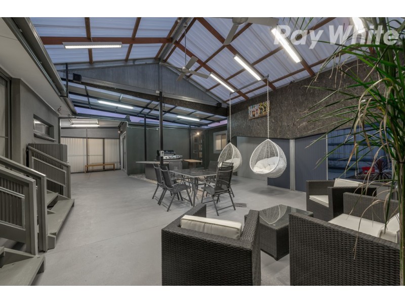 22 Eagle Avenue, Kingsbury VIC 3083