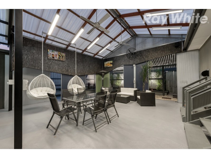 22 Eagle Avenue, Kingsbury VIC 3083