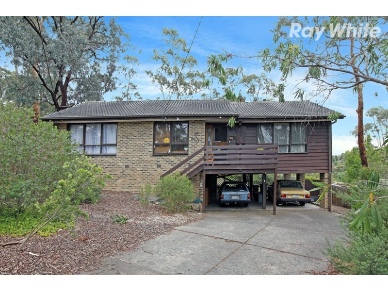 6 Paraweena Court, Greensborough VIC 3088