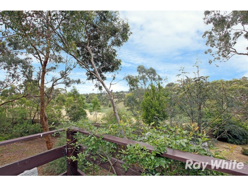 6 Paraweena Court, Greensborough VIC 3088