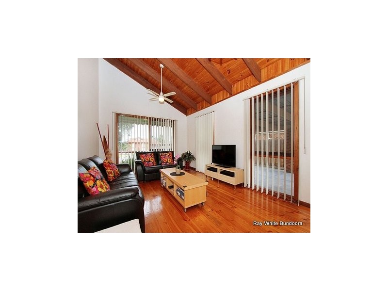 30 Veronica Crescent, Mill Park VIC 3082