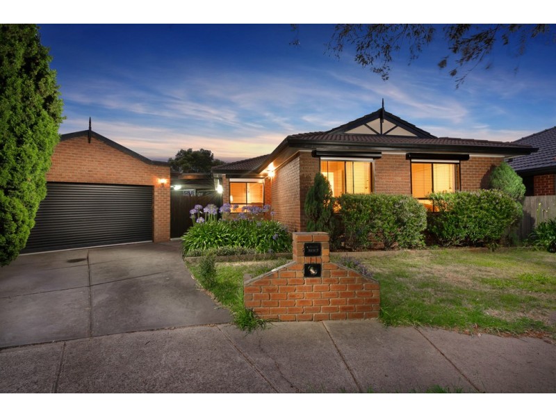 11 Gaze Court, Mill Park VIC 3082