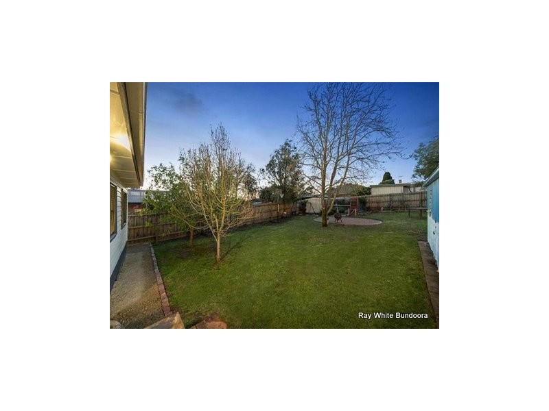 19 Linacre Street, Watsonia VIC 3087