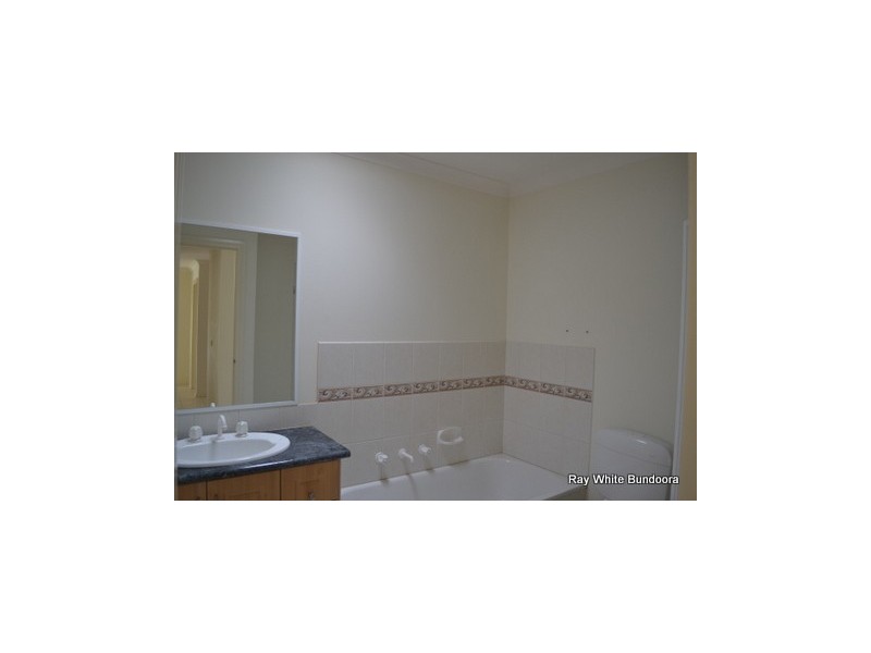 15 Zurzolo Terrace, Epping VIC 3076