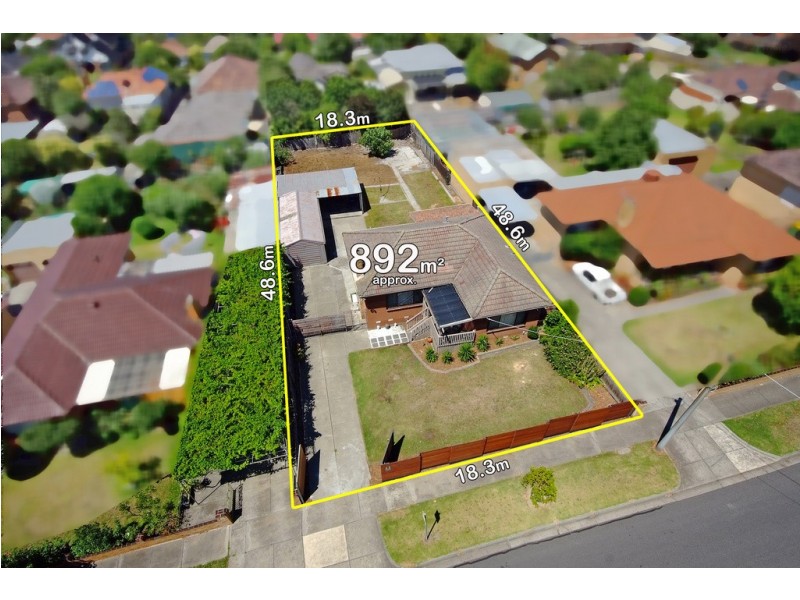 75 St Vigeons Road, Reservoir VIC 3073