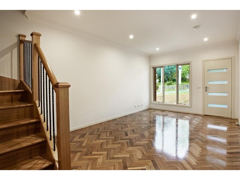 2C Brassey Avenue, Rosanna VIC 3084