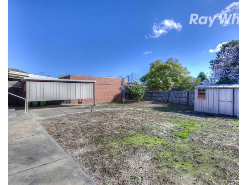 17 Lee Anne Crescent, Bundoora VIC 3083